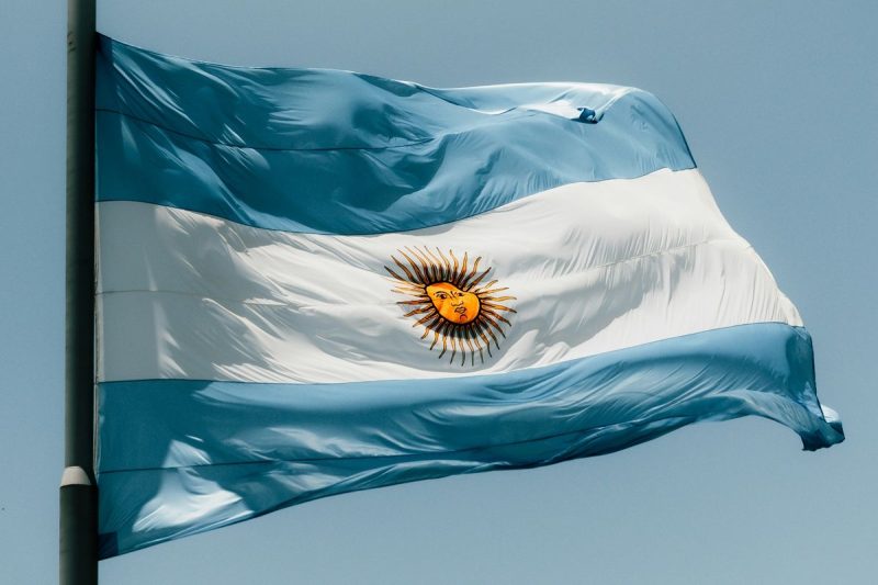  Argentina’s Mining Exports Set to Double by 2027, Led by Lithium and Copper Production