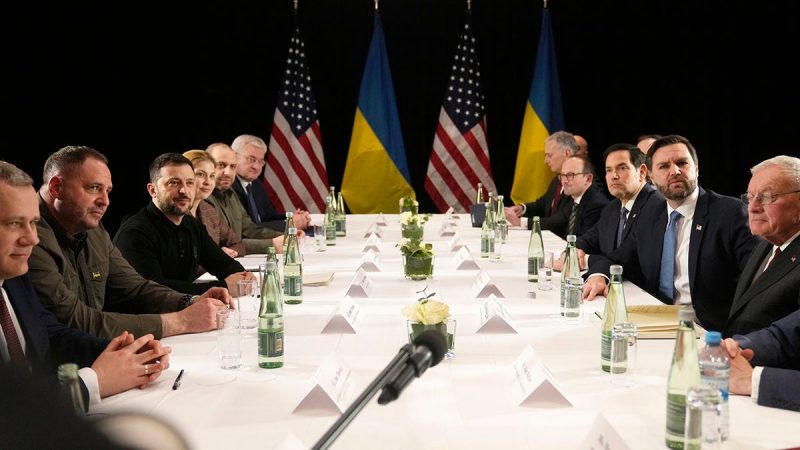  Zelenskyy not yet signing US economic agreement ‘short-sighted,’ White House official says