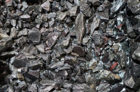 Types of Iron Ore: Hematite vs. Magnetite