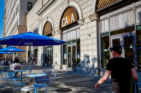 Cava revenue beats estimates as Mediterranean chain reports double-digit same-store sales growth