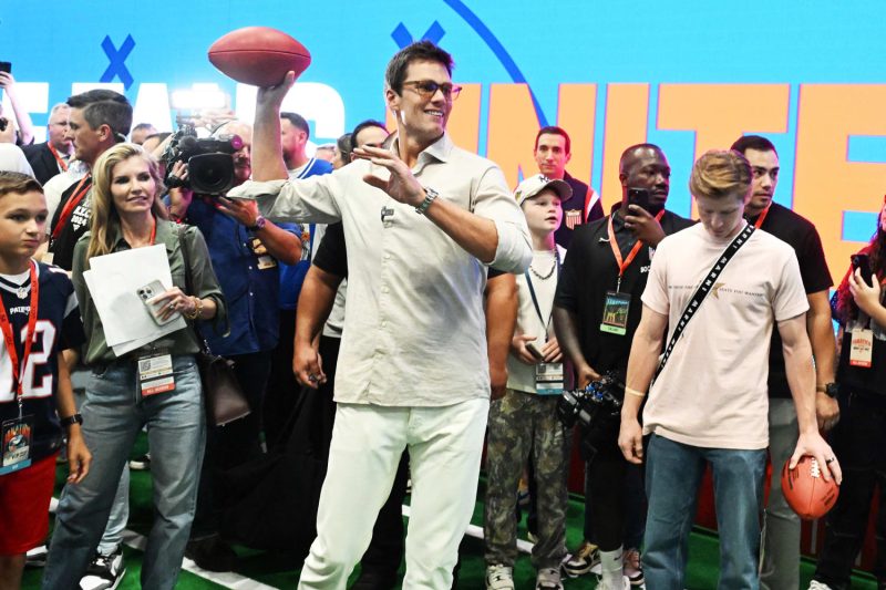  Fanatics will host a skills challenge between fans and celebrities, with $2 million on the line