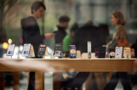 Why Trump’s iPhone tariff threat might not be enough to bring production to the U.S.