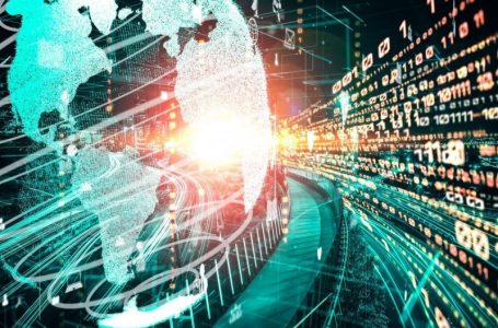 Crypto Market Recap: Coinbase to Join S&P 500, Robinhood Eyes Canadian Crypto Boom