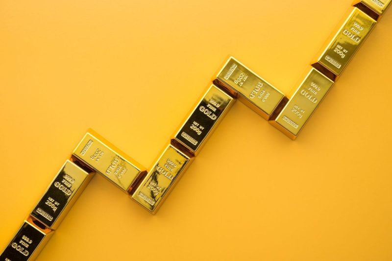 Fund Manager: Gold Stocks a Strategic Opportunity for Investors