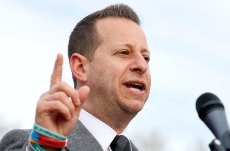 ‘DOGE caucus is dead,’ House Democrat declares