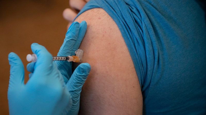  HHS slams ‘under-tested’ mRNA technology as Trump cuts Moderna’s vaccine funding