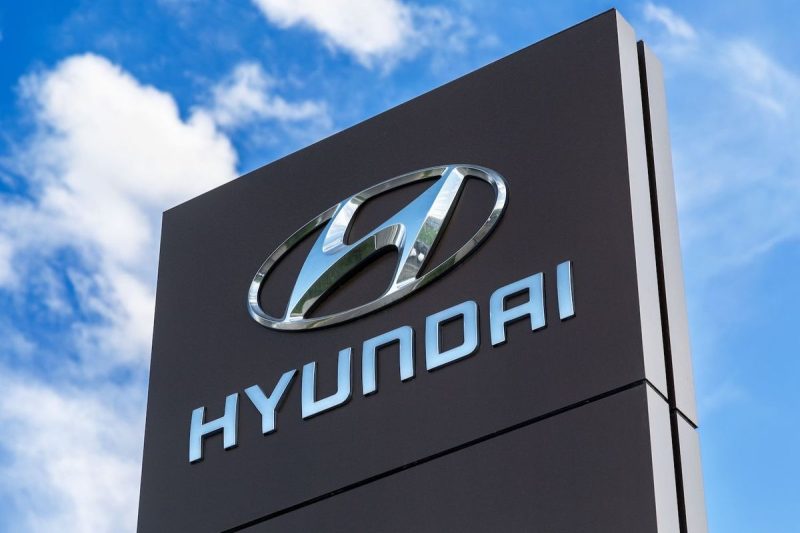  Hyundai Builds Rare Earths Stockpile to Offset Supply Risks