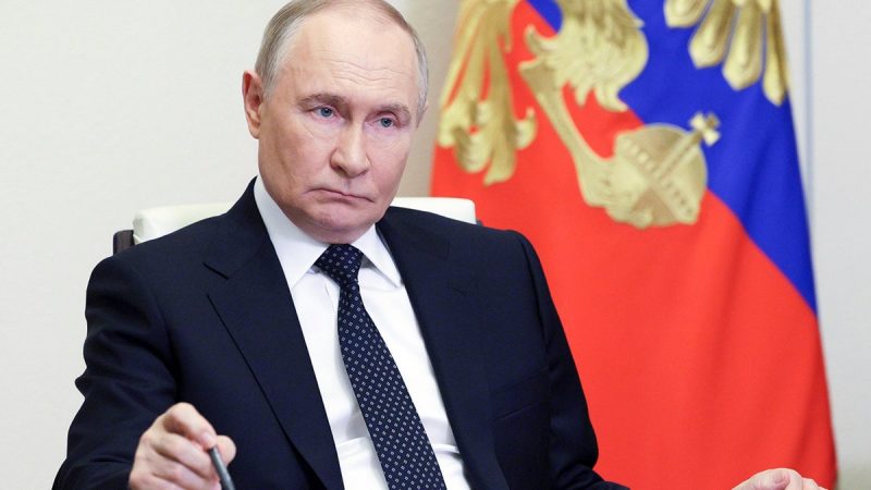  White House takes interest in proposed Russian sanctions as Ukraine War peace talks drag on
