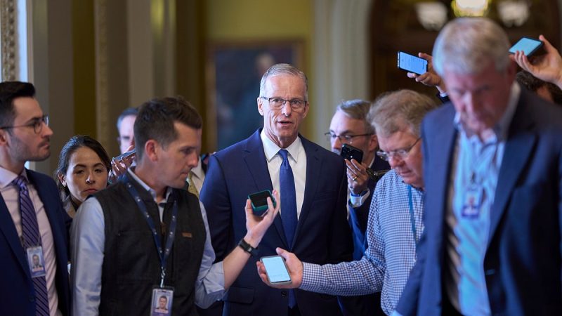  Thune warns Iran should return to negotiating table ‘if they’re smart’