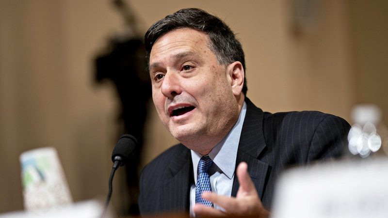  Ron Klain dodges reporters after marathon grilling in Biden cover-up probe