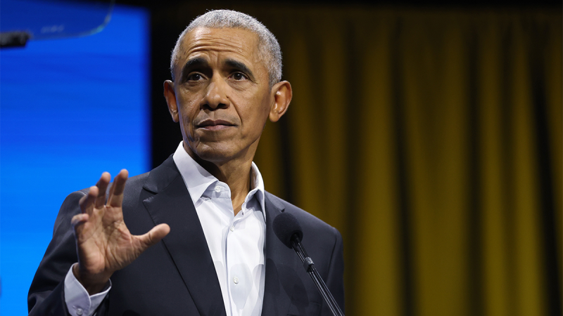  Obama issues rare statement on foreign policy issue