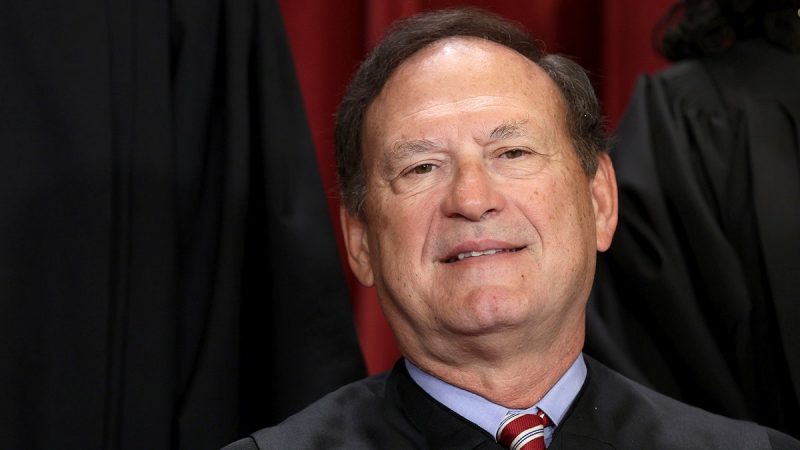  Justice Alito’s warning about nationwide injunction ‘loophole’ looms over Trump cases