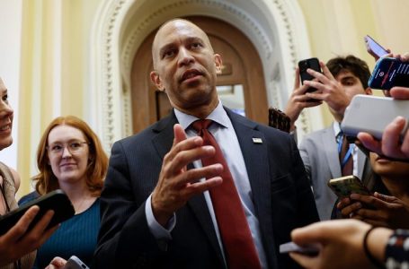 Hakeem Jeffries breaks Kevin McCarthy record while stalling Trump’s ‘big, beautiful bill’