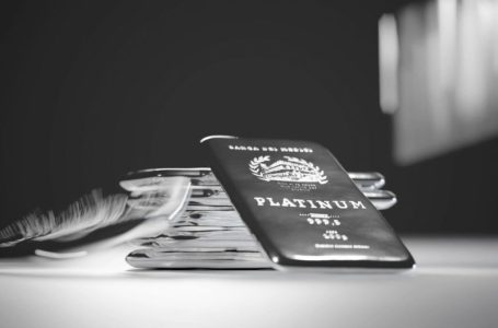 Platinum Price Forecast: H1 2025 in Review