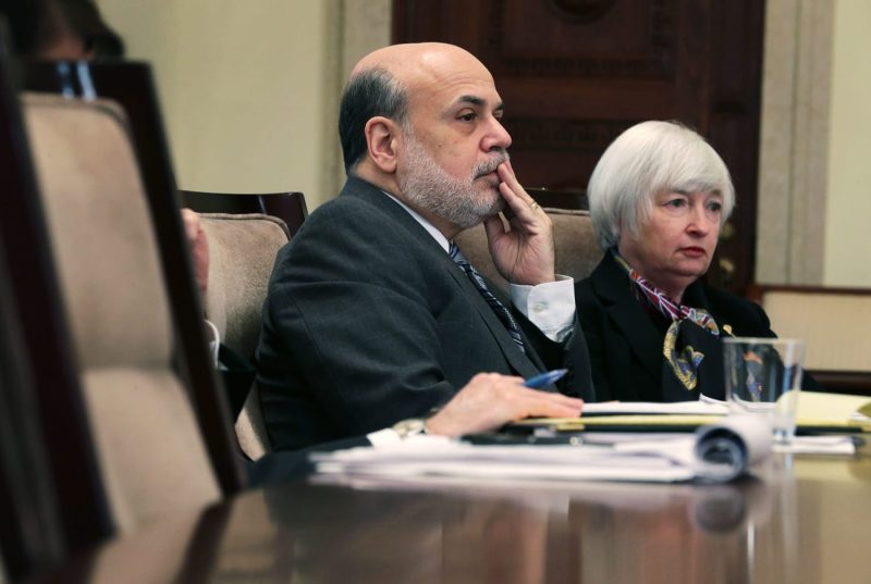  Former Fed chairs warn that removing Lisa Cook could lead to inflation boom