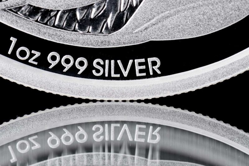  Silver Price Surges Above US$47, Approaches All-time High