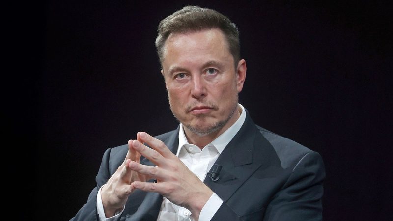  Elon Musk opines on ‘major driver of white males becoming trans’