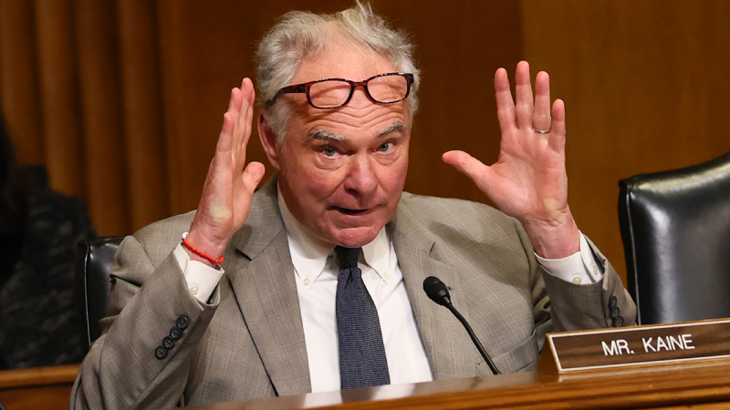  Dem senator compares American founding principle to Iran’s theocracy: ‘Extremely troubling’