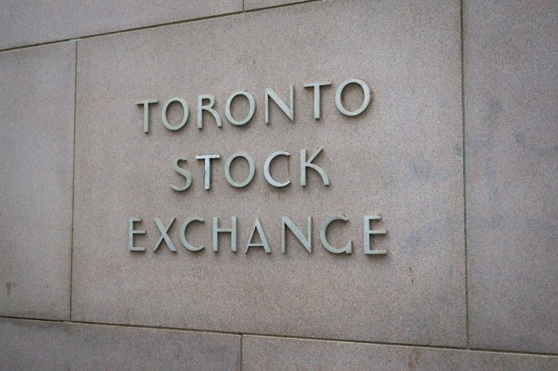 Gold and Silver Stocks Dominate TSX30 List of Top Performers