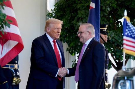 Trump tears down East Wing for $300M ballroom ahead of high-stakes China meeting