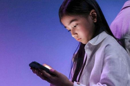 Protecting kids from AI chatbots: What the GUARD Act means
