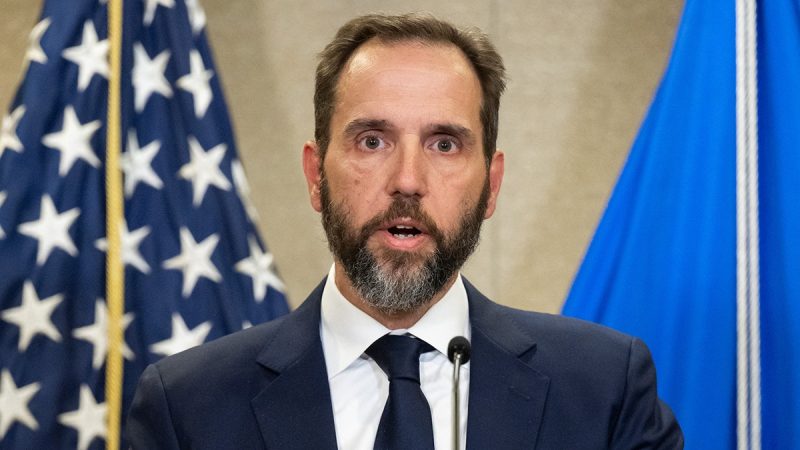  Jack Smith meeting with then-FBI Director Wray recorded as ‘significant case notification’ in J6 probe