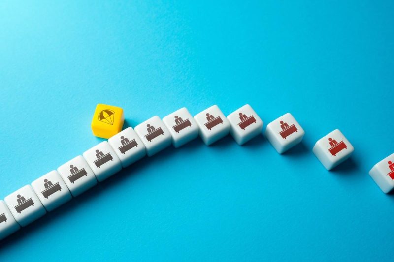  Zijin Mining Founder Chen Jinghe Retires After 40 Years