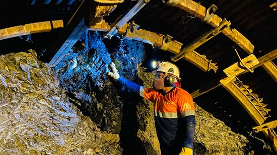 Cannot view this image? Visit: https://businessinsiderjournal.com/wp-content/uploads/2026/01/280917_6214fd4584c2d8cc_001.jpg