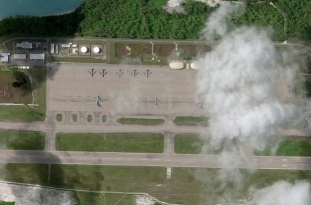 Trump slams UK island handoff deal that could put key US military base at risk