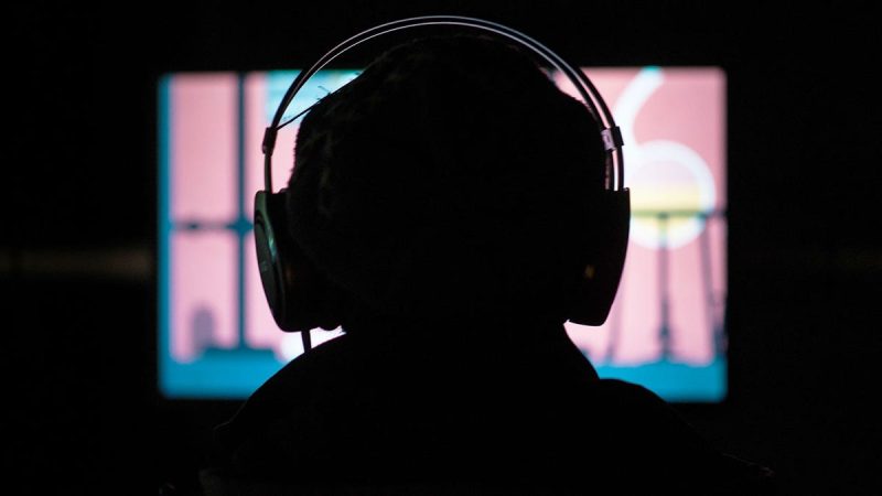  Deepfake porn crackdown passes in Senate to allow people to sue