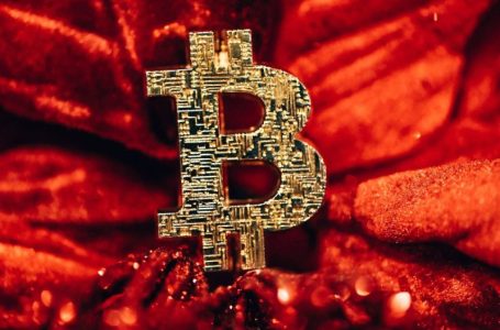 Crypto Market Update: Bitcoin ETFs Log Record Outflow Over Last Two Months