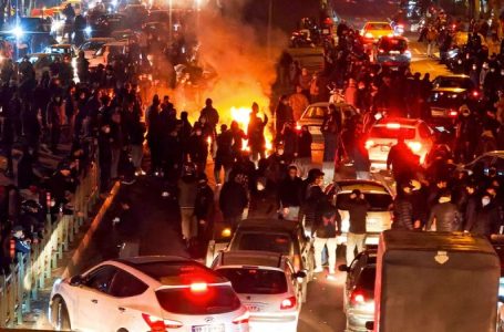 Trump told Iran has halted killings amid mounting protest pressure