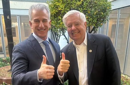 Lindsey Graham meets with Mossad director during trip to Israel