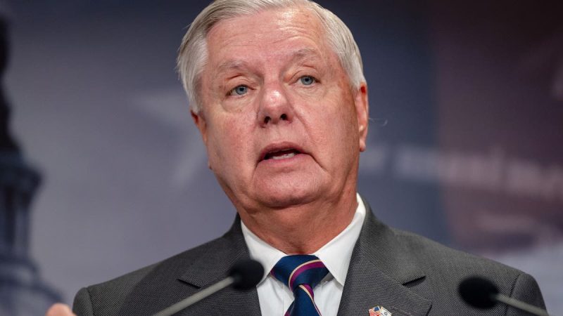  Trump greenlights Russian sanctions bill, paving way for 500% tariff on countries supporting Moscow: Graham