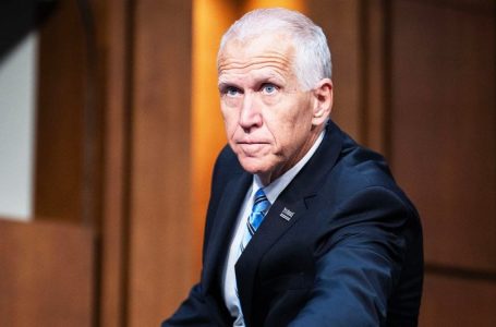 GOP senator blocks Trump DHS nominees until Noem testifies before Senate