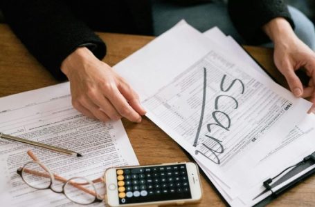 Tax season scams surge as filing confusion grows