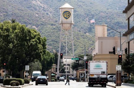 Warner Bros. Discovery reopens talks with Paramount