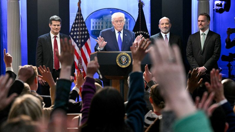  Supreme Court blocks Trump tariffs—but hands him a smarter path forward