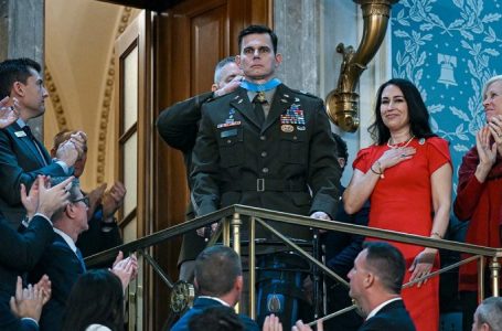 Trump awards back-to-back Medals of Honor during State of the Union address