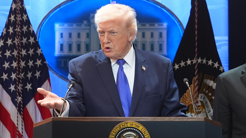  DHS shutdown drags into week two as Iran threat, SOTU clash complicate Hill talks