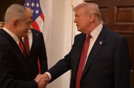 Trump meets Netanyahu, says he wants Iran deal but reminds Tehran of ‘Midnight Hammer’ operation