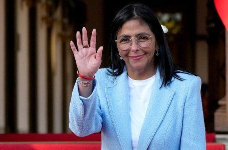 US restores diplomatic relations with Venezuela amid push for democratic transition