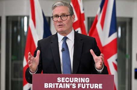 Farage slams British prime minister for ‘extraordinary’ lack of support for Trump’s Iran strikes