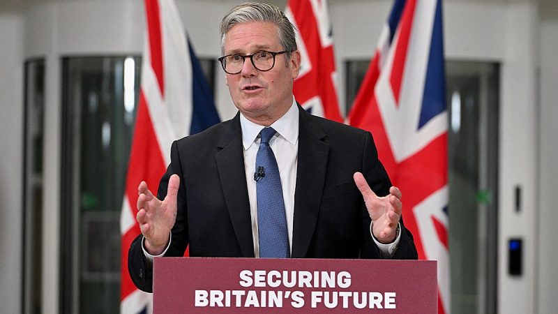  Farage slams British prime minister for ‘extraordinary’ lack of support for Trump’s Iran strikes