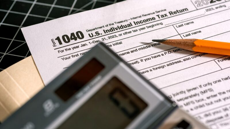  Tax day is next week: Avoid these 5 common mistakes that can cost you money