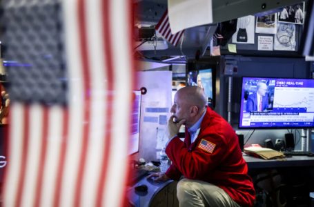 Stocks have their worst quarter since 2022, raising doubts about Trump’s economic playbook