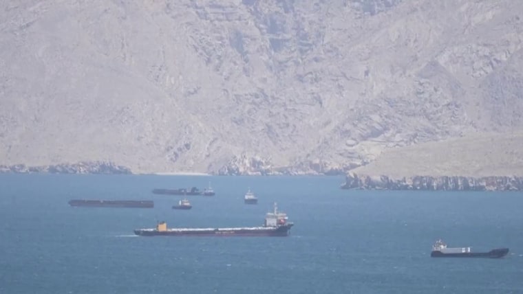  Trump briefed on options for Iran as energy prices soar to 4-year high